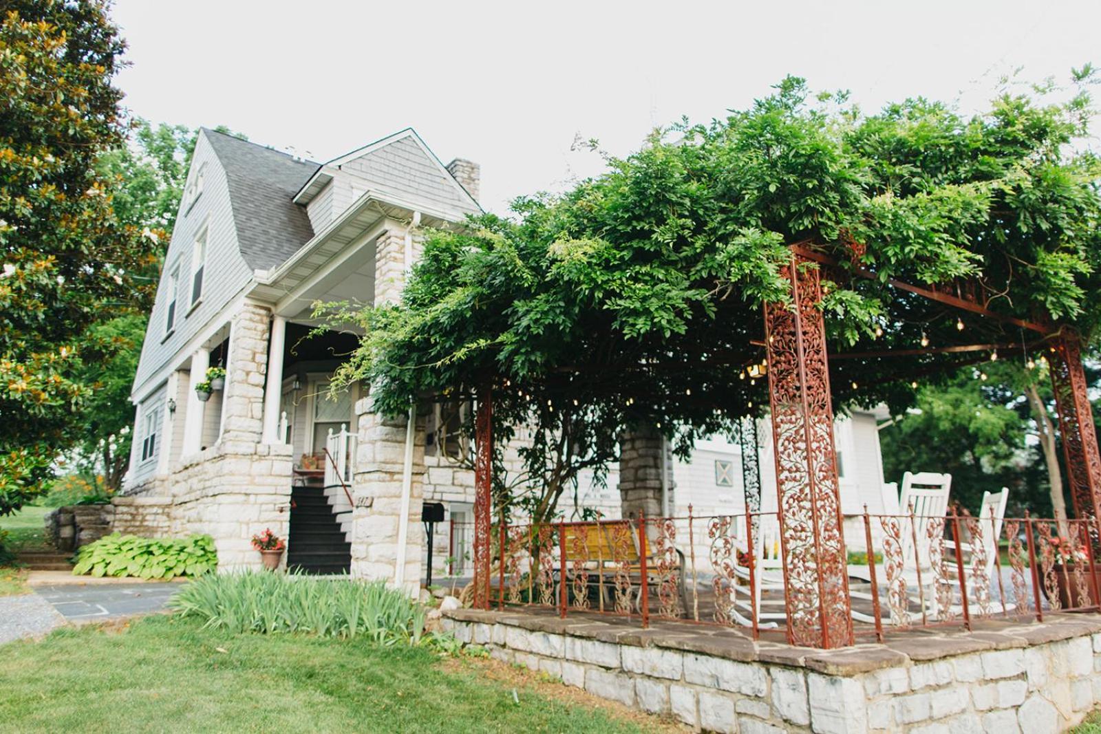 Friendly City Inn B&B Harrisonburg Extérieur photo