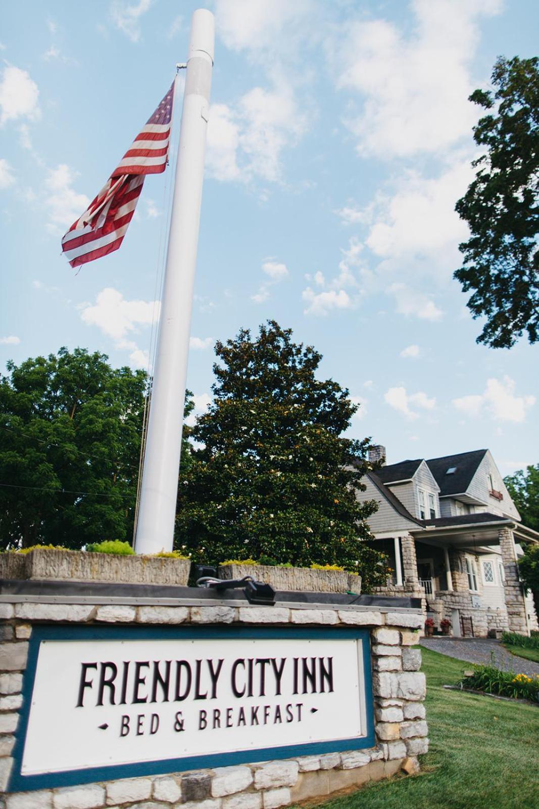 Friendly City Inn B&B Harrisonburg Extérieur photo